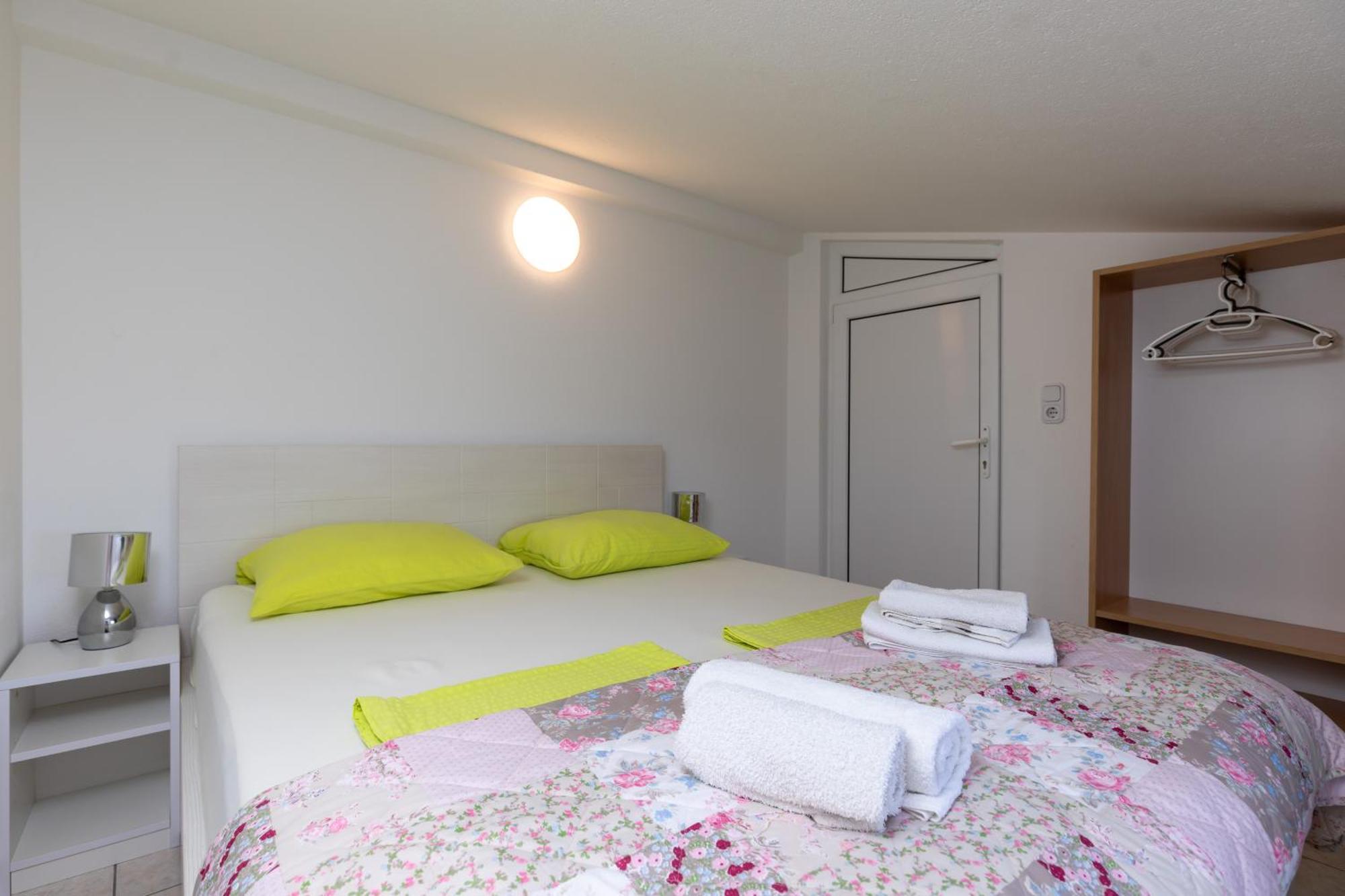 Apartments Lidija Matosevic Poreč Exterior foto