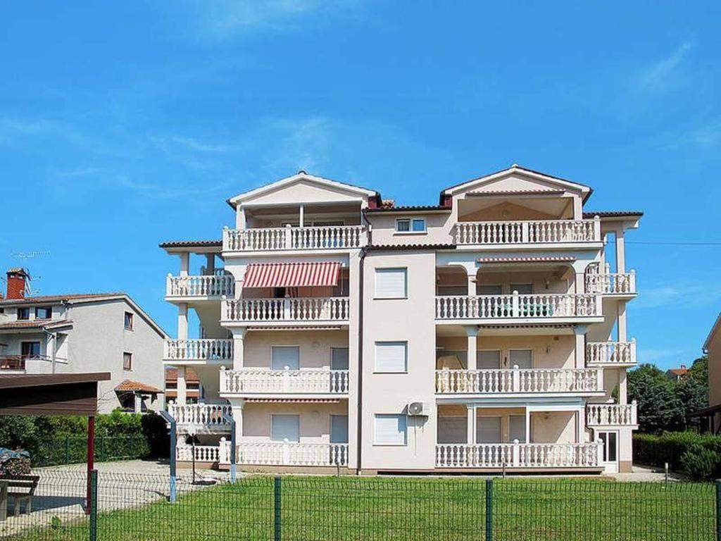 Apartments Lidija Matosevic Poreč Exterior foto