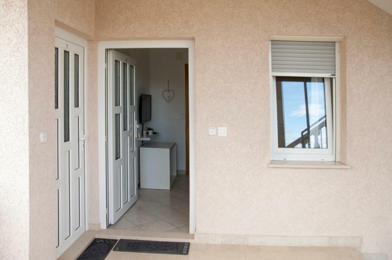 Apartments Lidija Matosevic Poreč Exterior foto