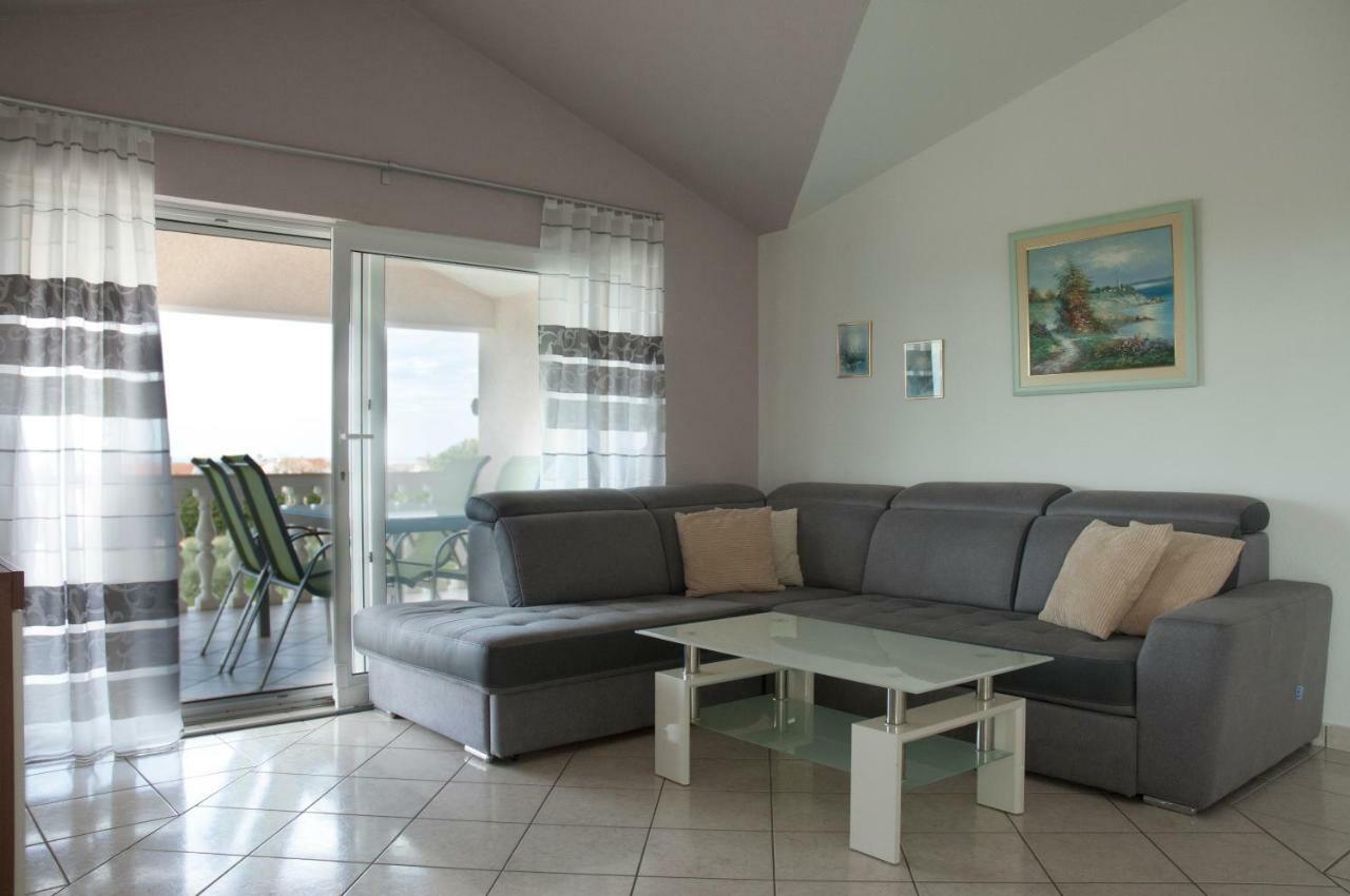Apartments Lidija Matosevic Poreč Exterior foto